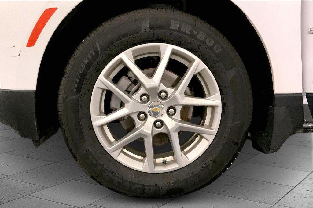 used 2022 Chevrolet Equinox car, priced at $19,700