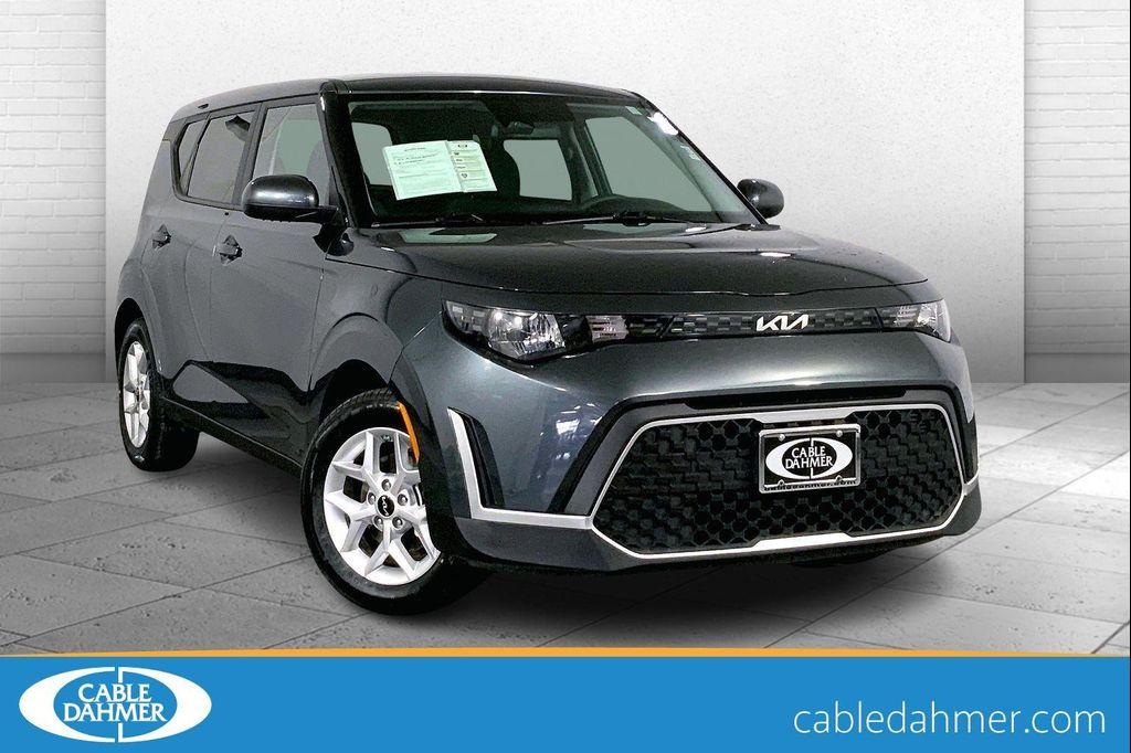 used 2024 Kia Soul car, priced at $17,300