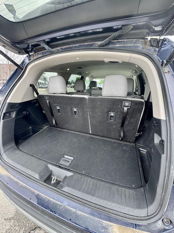 used 2025 Honda Pilot car, priced at $43,800
