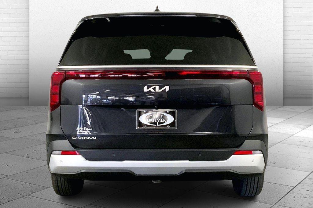 new 2026 Kia Carnival car, priced at $39,770