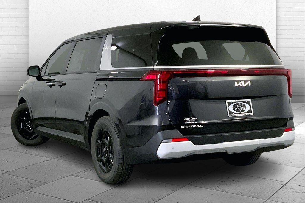 new 2026 Kia Carnival car, priced at $39,770