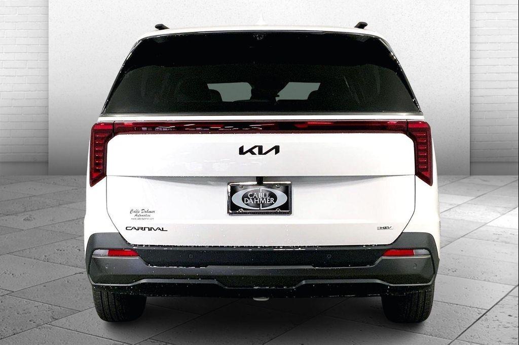 new 2026 Kia Carnival Hybrid car, priced at $53,865