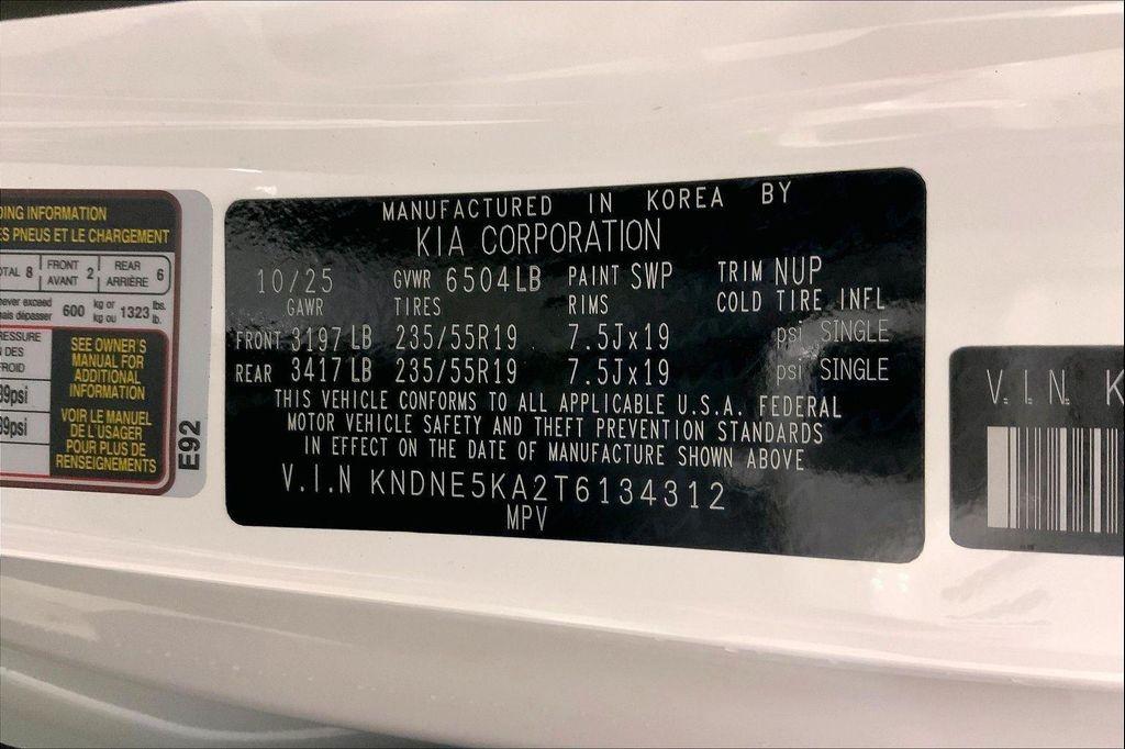 new 2026 Kia Carnival Hybrid car, priced at $53,865