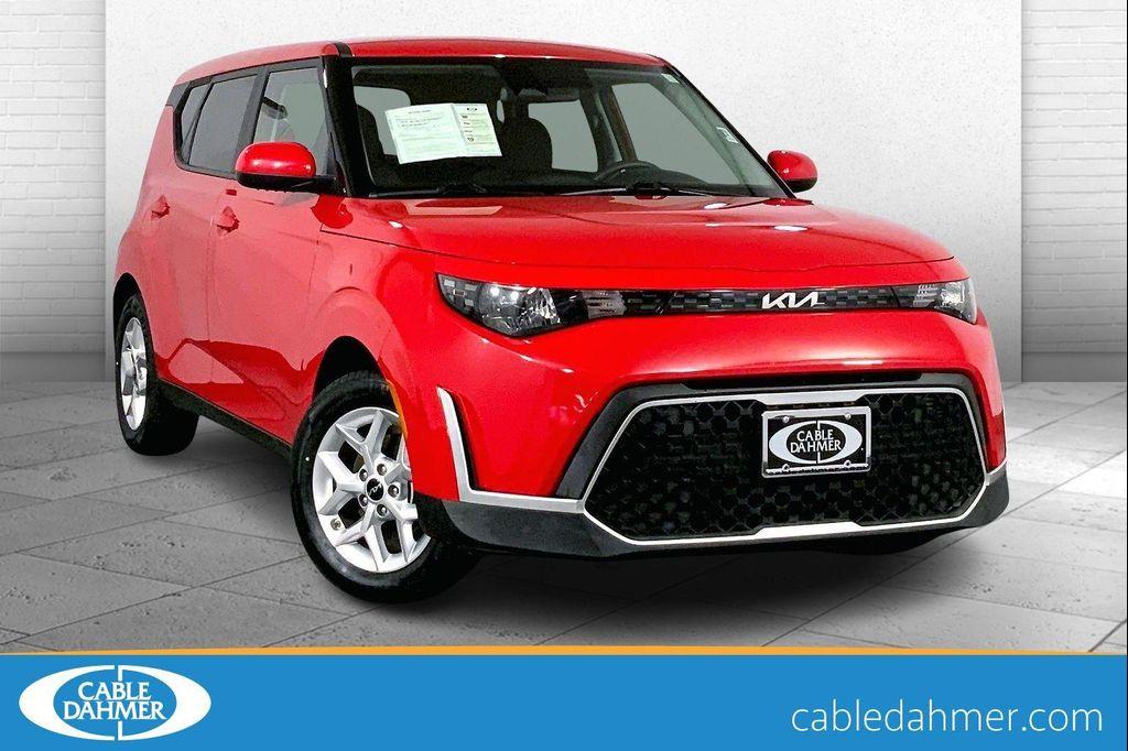 used 2024 Kia Soul car, priced at $17,100