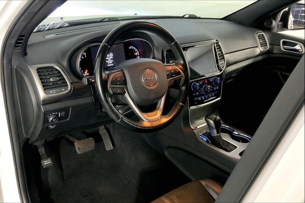 used 2021 Jeep Grand Cherokee car, priced at $16,499