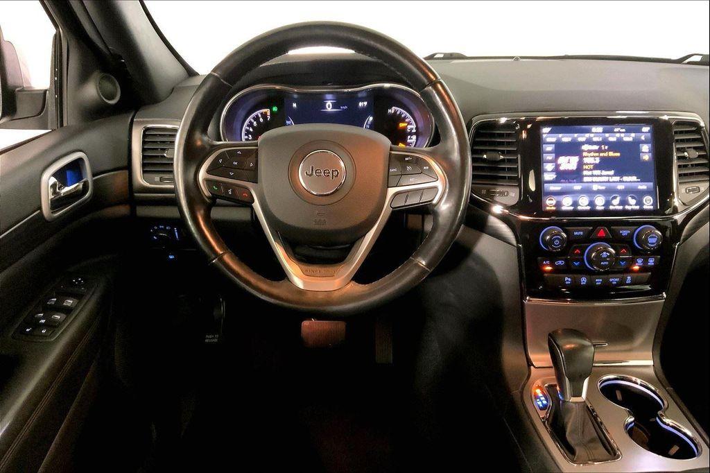 used 2021 Jeep Grand Cherokee car, priced at $16,499