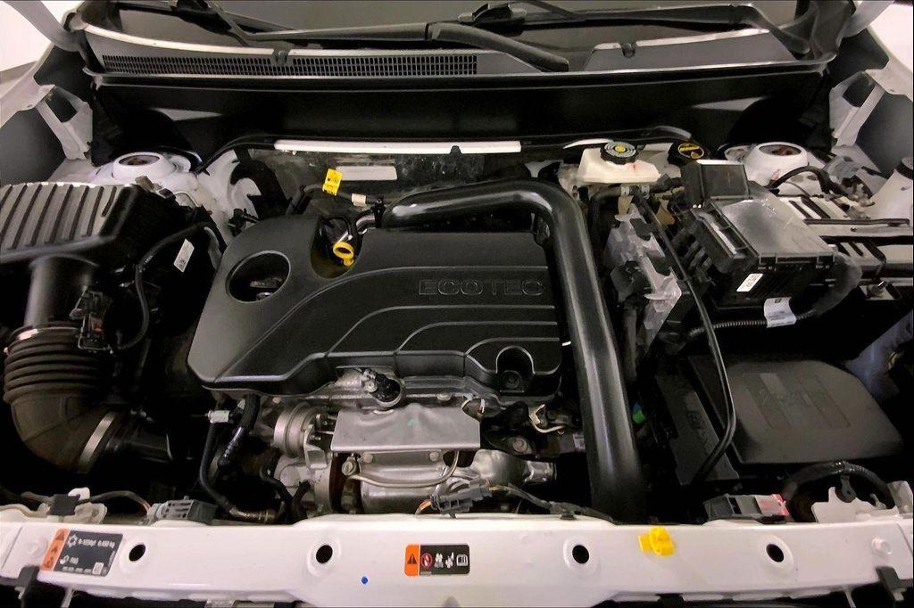 used 2024 Chevrolet Equinox car, priced at $19,200