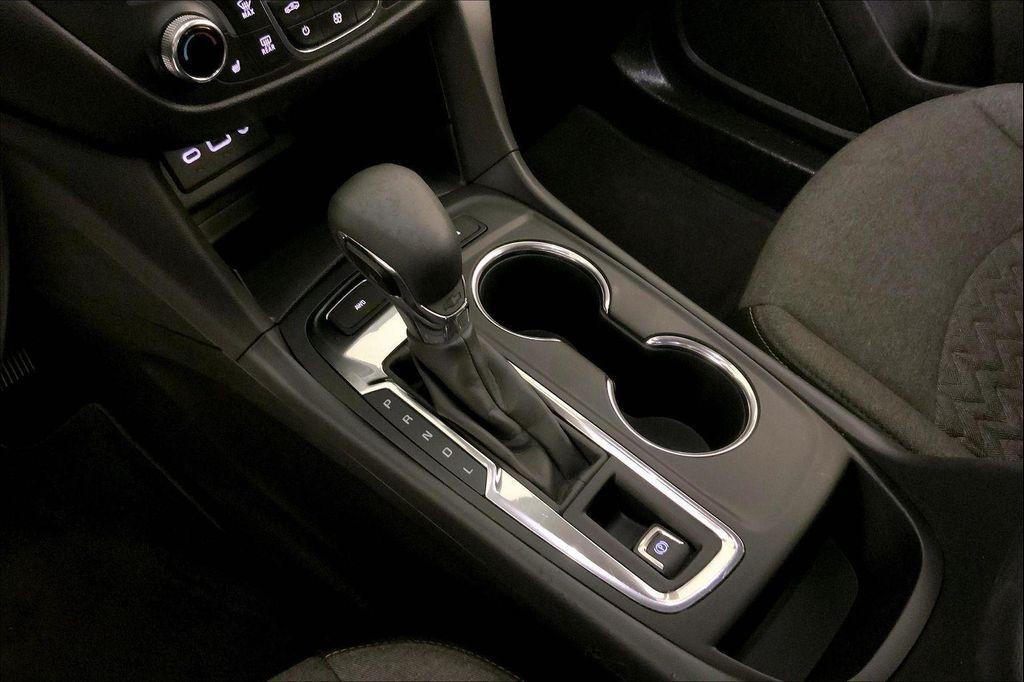 used 2024 Chevrolet Equinox car, priced at $19,200