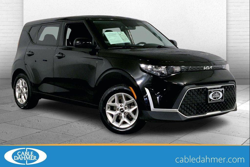 used 2024 Kia Soul car, priced at $16,900