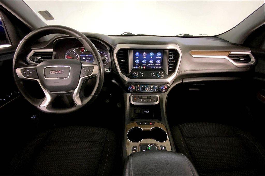 used 2023 GMC Acadia car, priced at $25,900