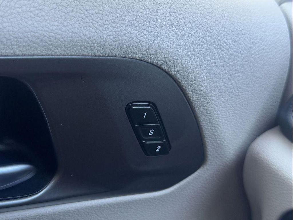 used 2022 Chrysler Pacifica car, priced at $21,300