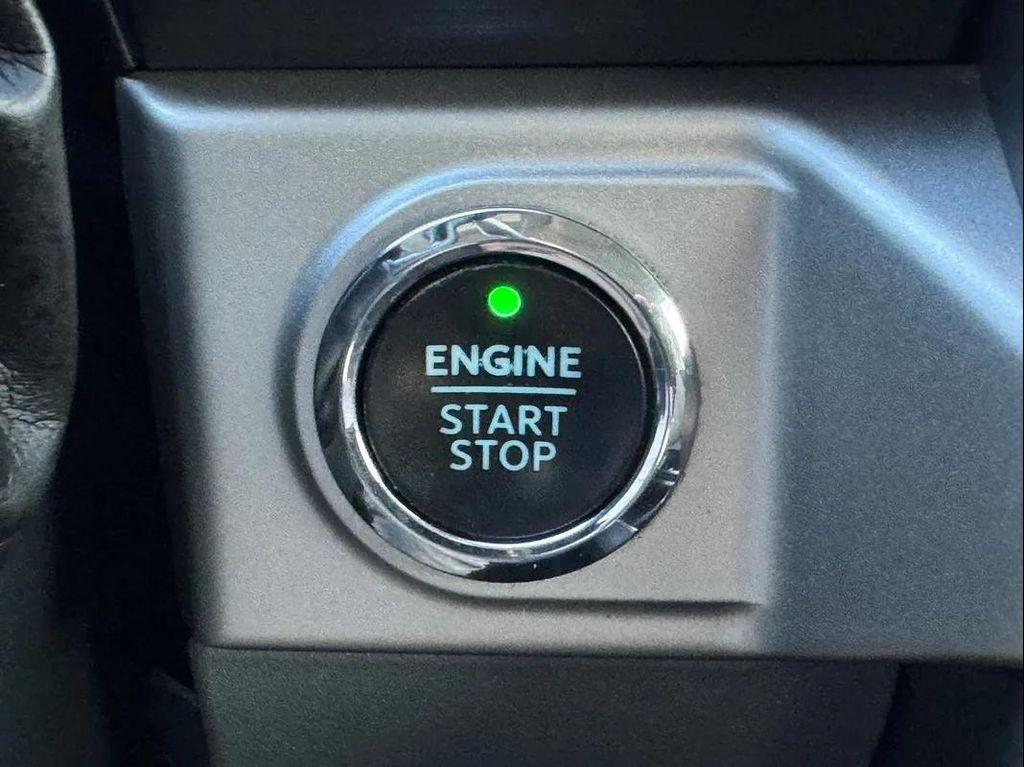 used 2021 Ford F-150 car, priced at $28,000