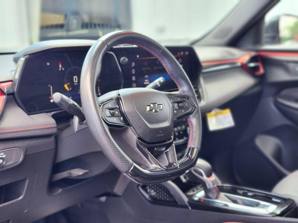 used 2025 Chevrolet TrailBlazer car, priced at $25,183