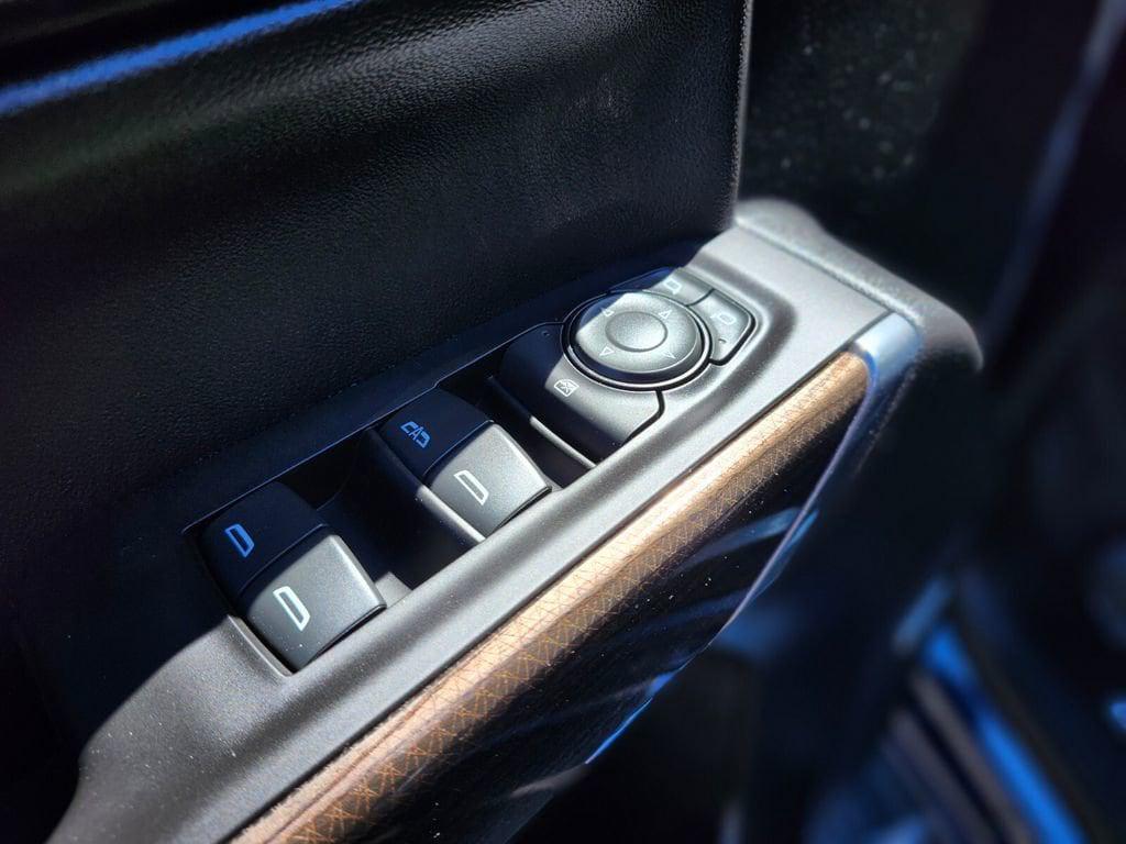 used 2021 Chevrolet Silverado 1500 car, priced at $40,683