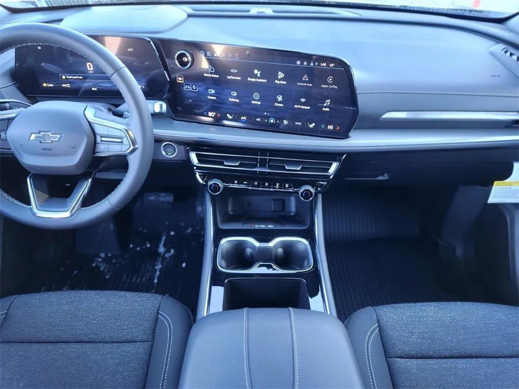 new 2026 Chevrolet Traverse car, priced at $49,125