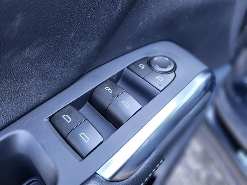 new 2026 Chevrolet Traverse car, priced at $49,125