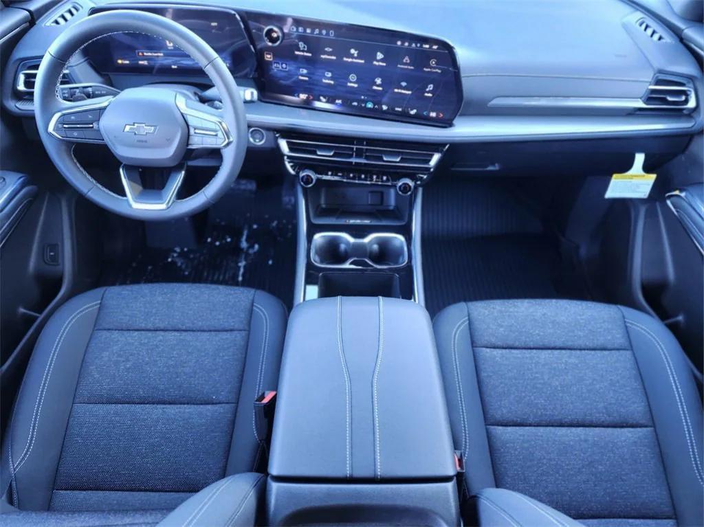 new 2026 Chevrolet Traverse car, priced at $49,125