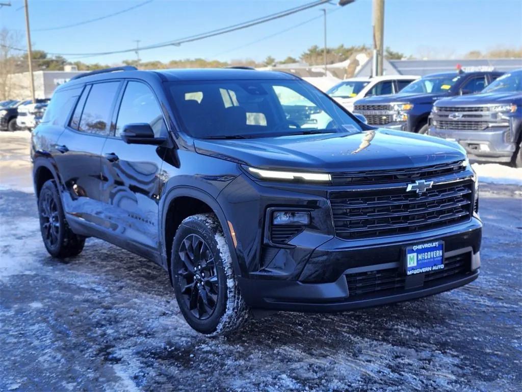 new 2026 Chevrolet Traverse car, priced at $49,125
