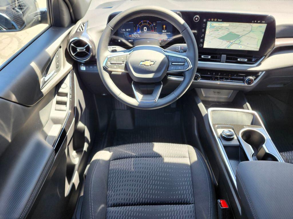 new 2026 Chevrolet Equinox car, priced at $31,649
