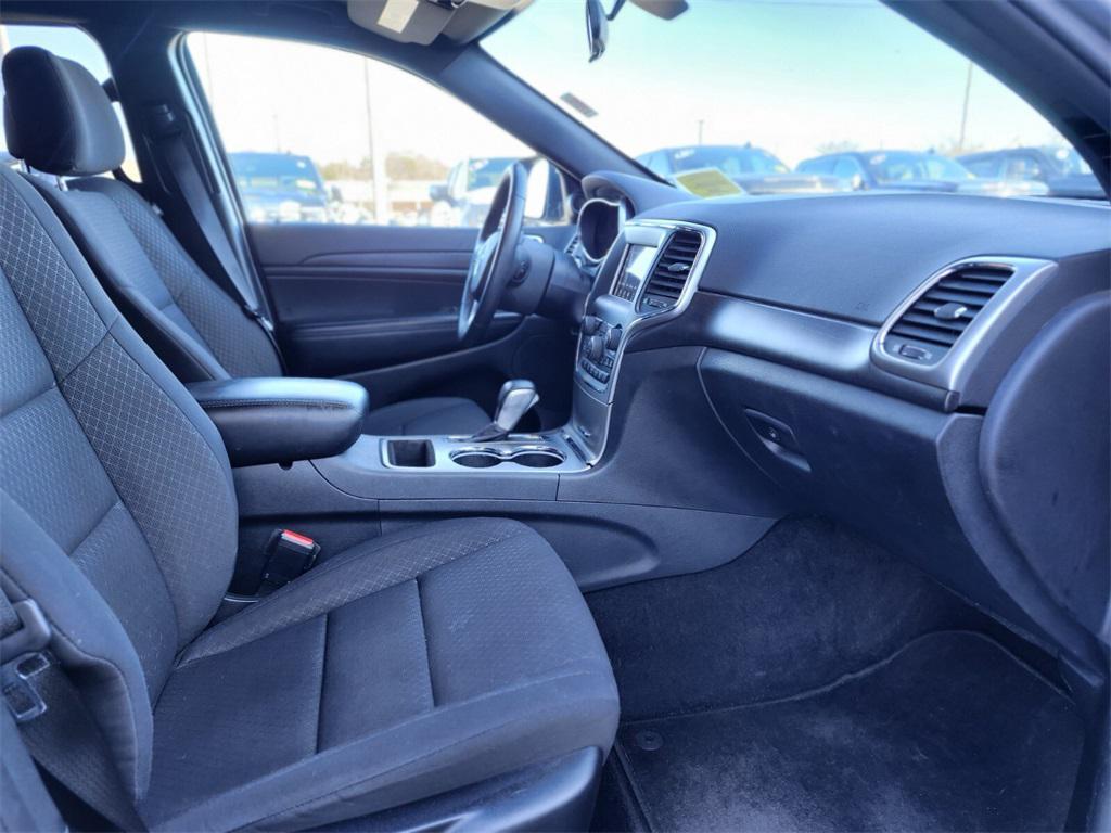 used 2018 Jeep Grand Cherokee car, priced at $17,388