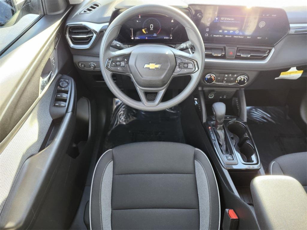 used 2025 Chevrolet TrailBlazer car, priced at $22,388