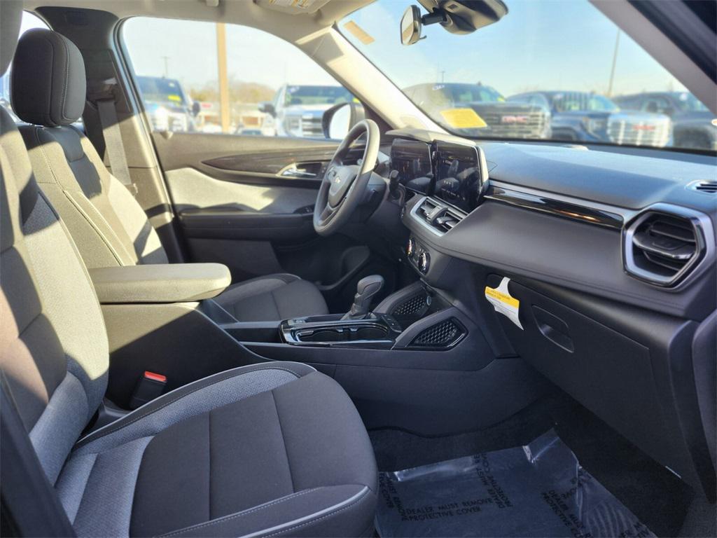 used 2025 Chevrolet TrailBlazer car, priced at $22,388