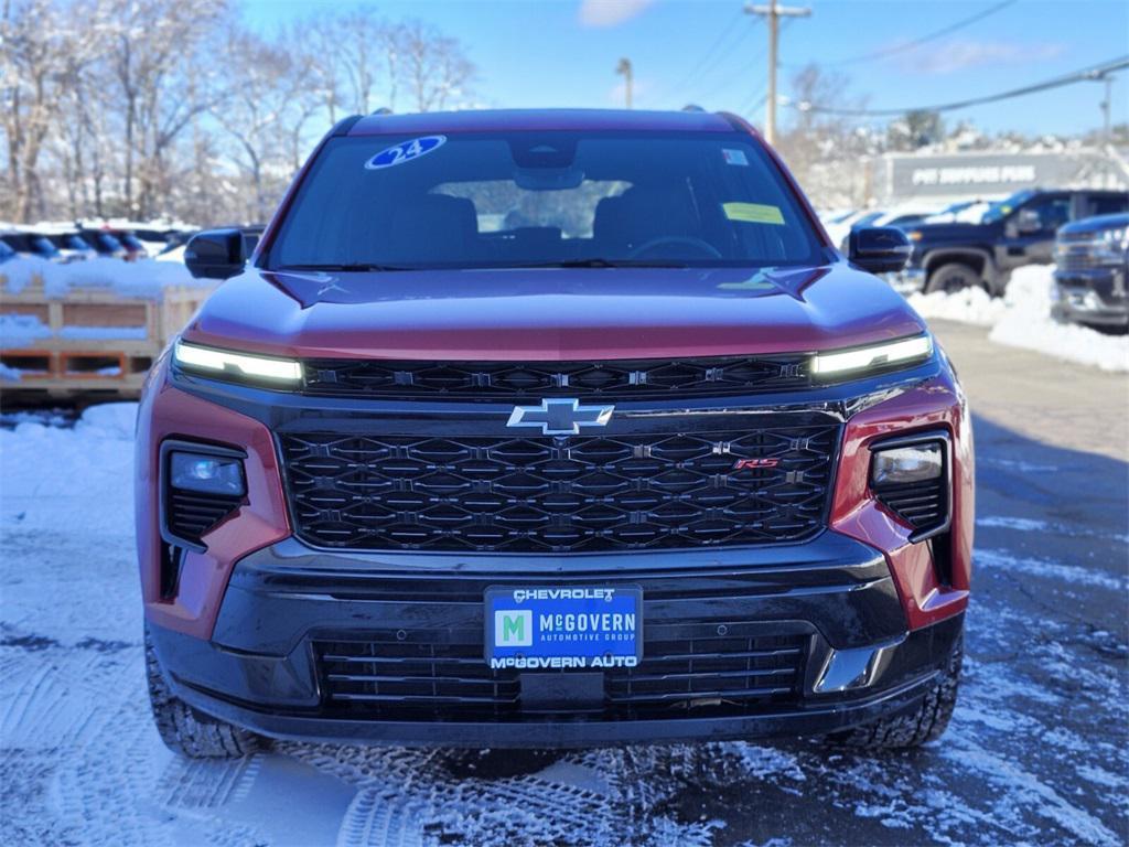 used 2024 Chevrolet Traverse car, priced at $47,588