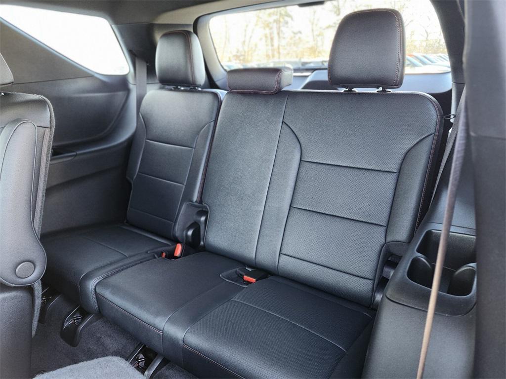 used 2024 Chevrolet Traverse car, priced at $47,588