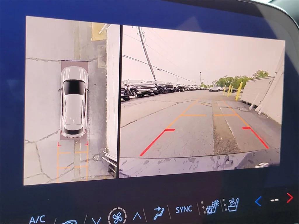 new 2025 Chevrolet Equinox EV car, priced at $46,435