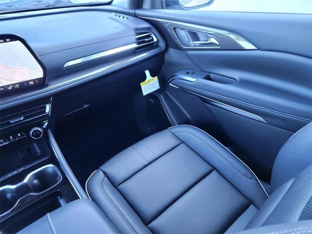 new 2026 Chevrolet Traverse car, priced at $61,060