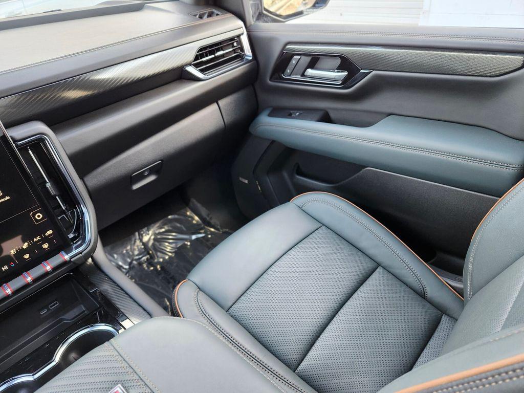 used 2025 GMC Yukon XL car, priced at $79,388