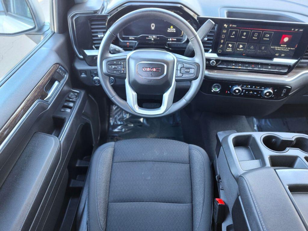 used 2023 GMC Sierra 1500 car, priced at $39,988