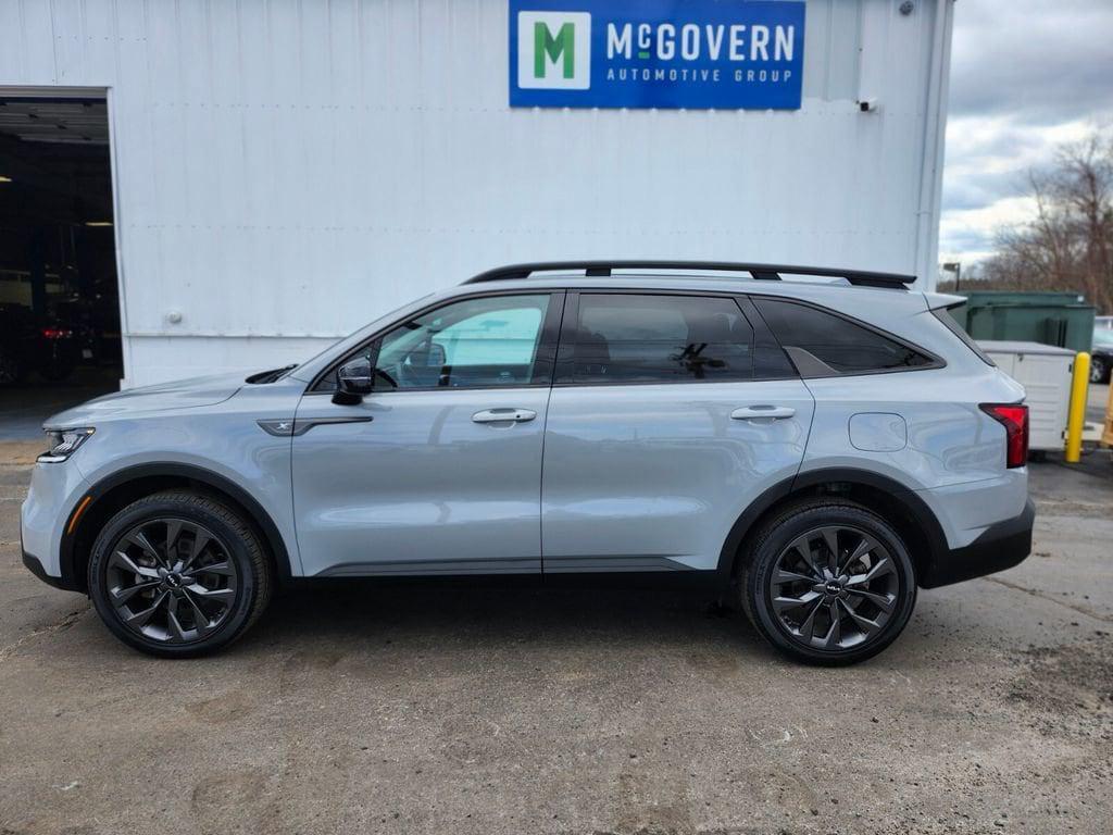 used 2023 Kia Sorento car, priced at $32,183