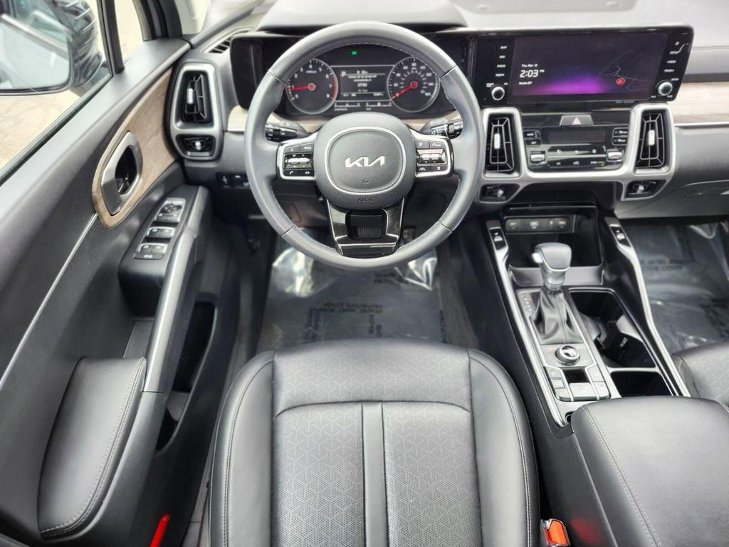 used 2023 Kia Sorento car, priced at $32,183