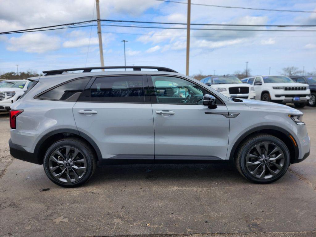 used 2023 Kia Sorento car, priced at $32,388