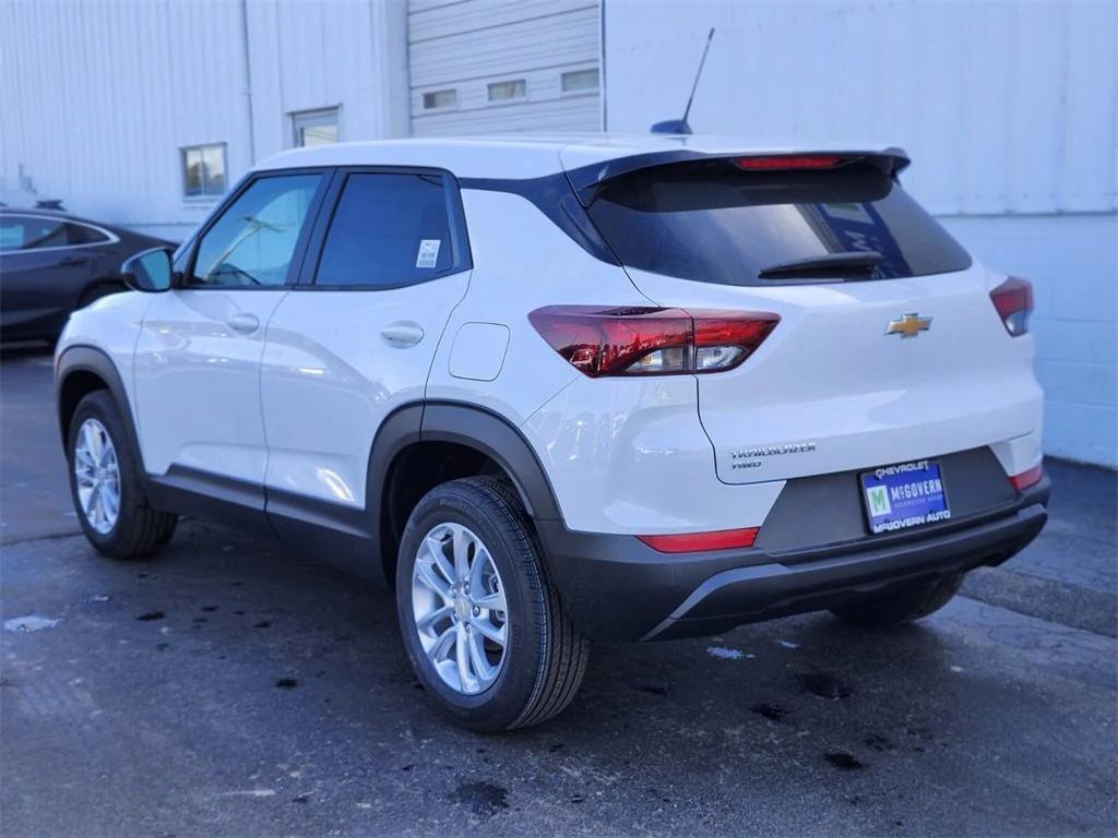 new 2026 Chevrolet TrailBlazer car, priced at $27,590