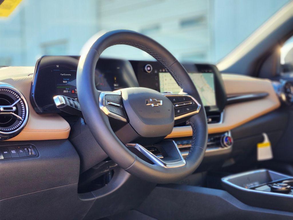 used 2026 Chevrolet Equinox car, priced at $33,888