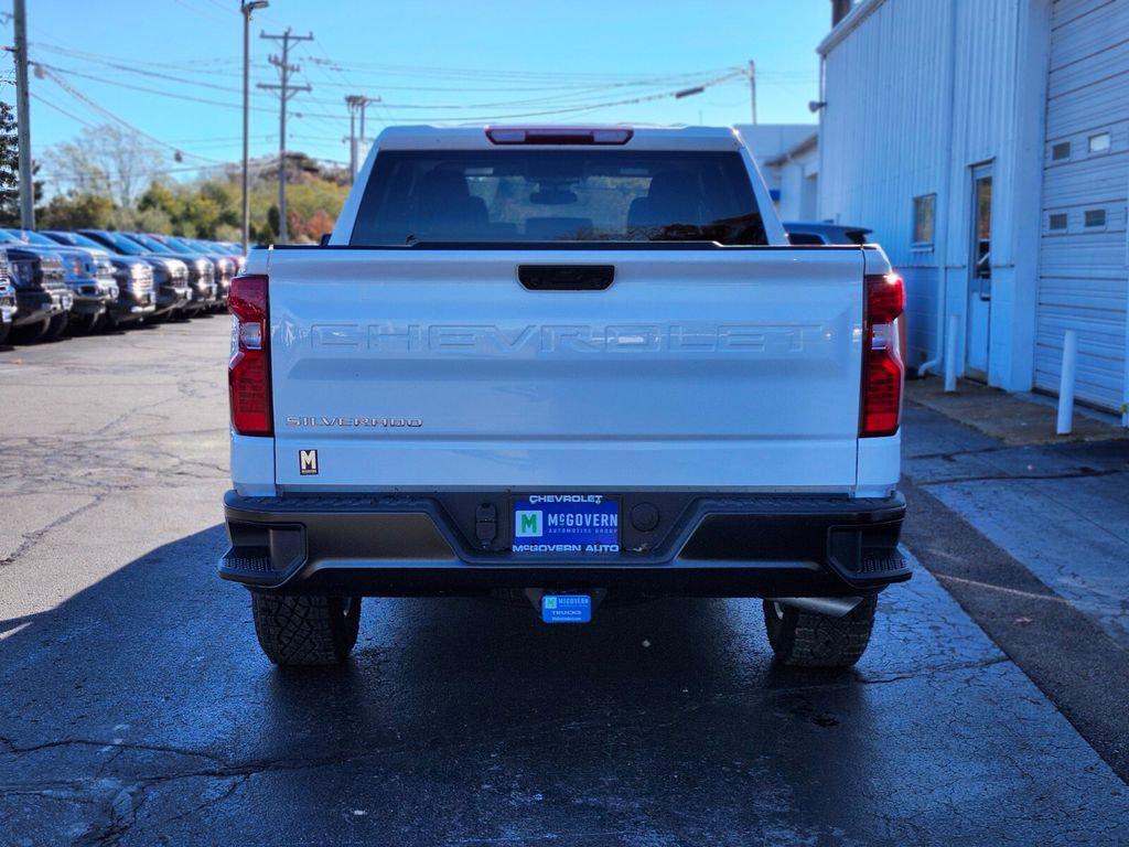 new 2025 Chevrolet Silverado 1500 car, priced at $40,920