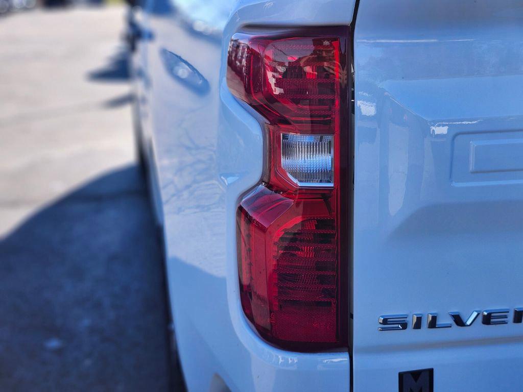 new 2025 Chevrolet Silverado 1500 car, priced at $40,920