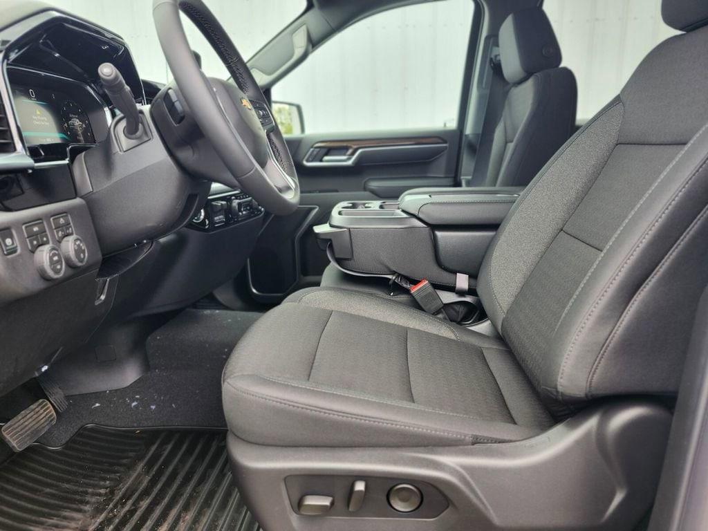 new 2026 Chevrolet Silverado 1500 car, priced at $42,789