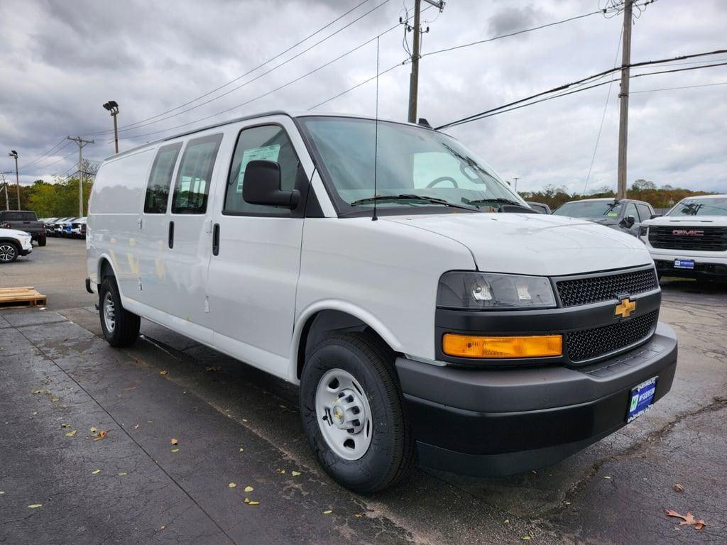 new 2025 Chevrolet Express 2500 car, priced at $44,045