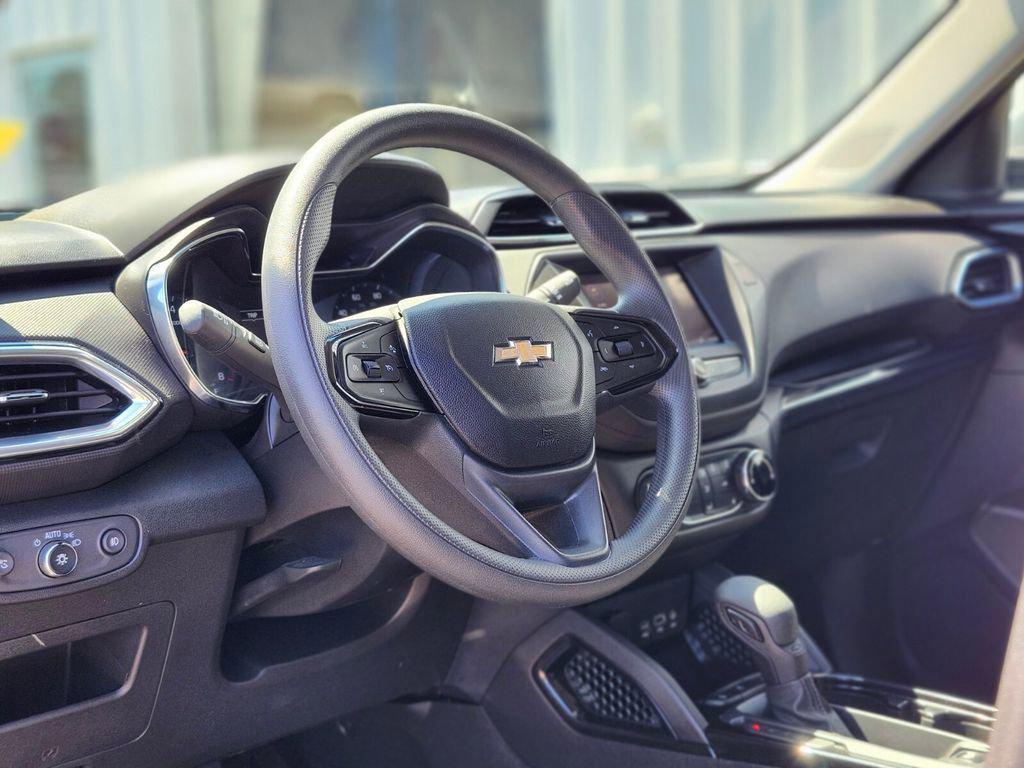 used 2023 Chevrolet TrailBlazer car, priced at $23,673