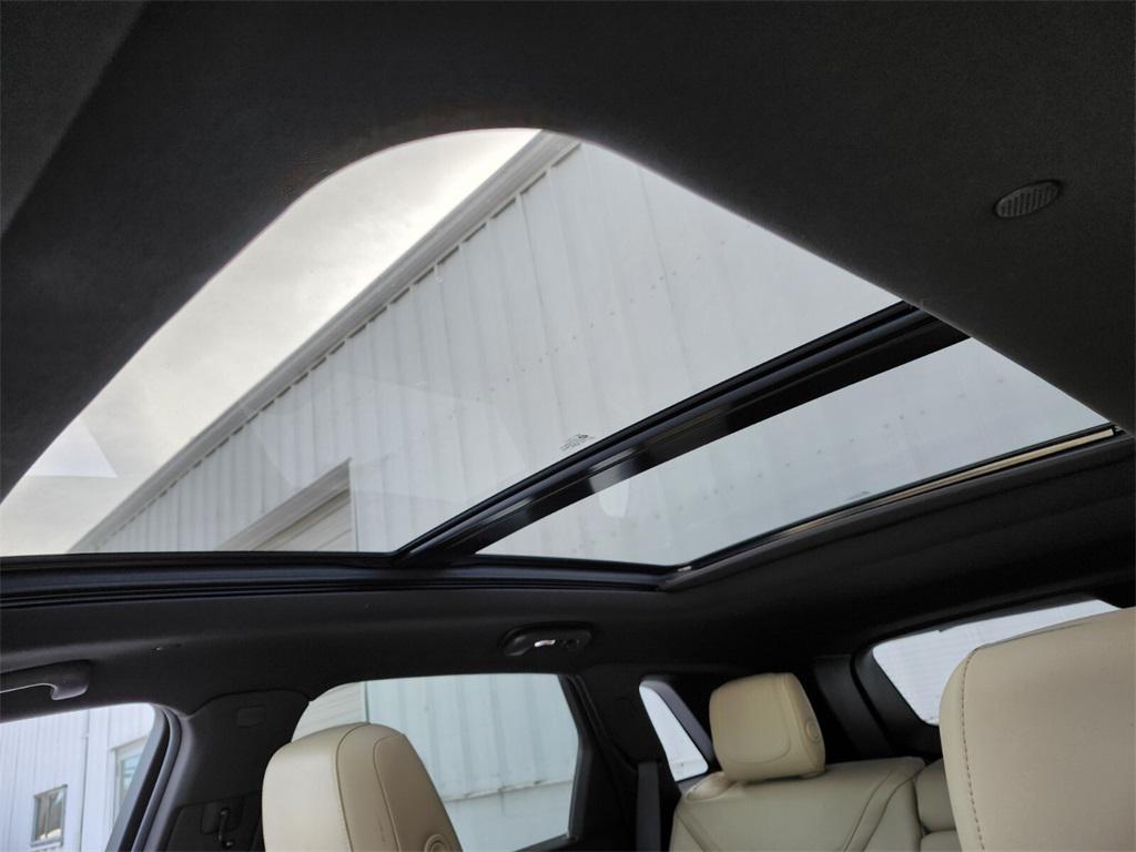 used 2018 Cadillac XT5 car, priced at $16,588