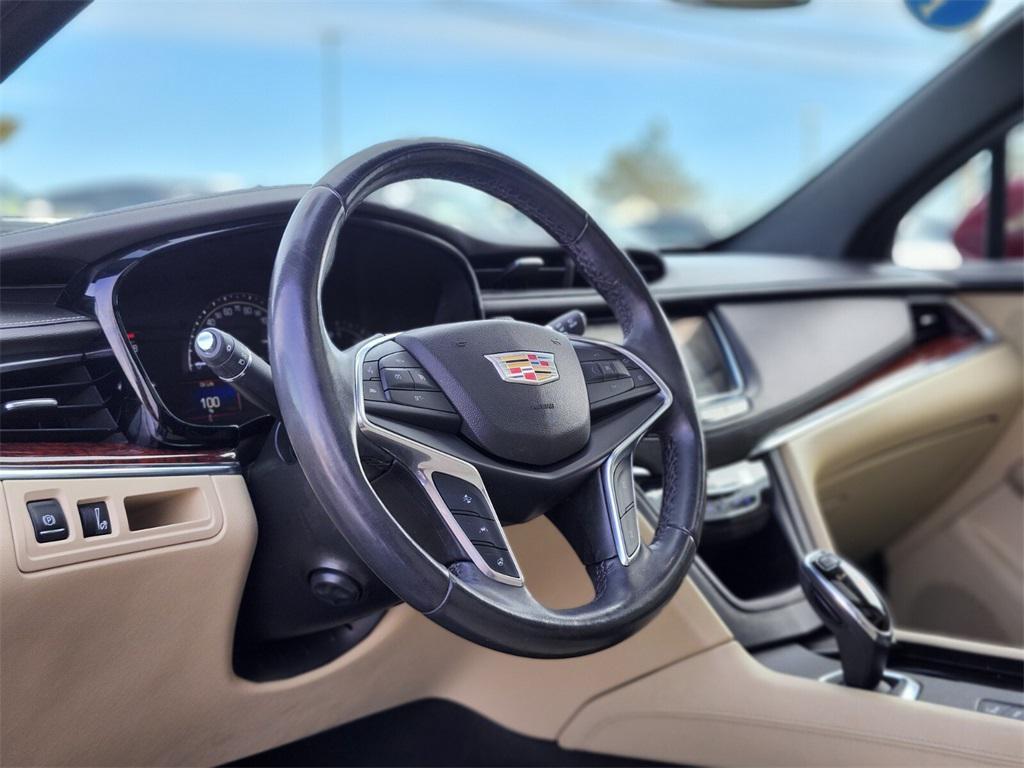 used 2018 Cadillac XT5 car, priced at $16,588