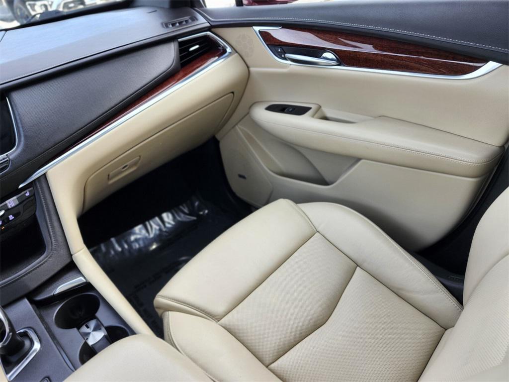 used 2018 Cadillac XT5 car, priced at $16,588