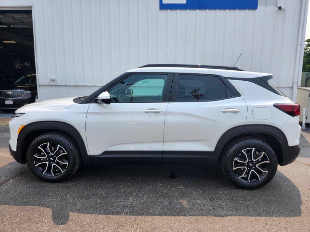 used 2026 Chevrolet TrailBlazer car, priced at $29,393