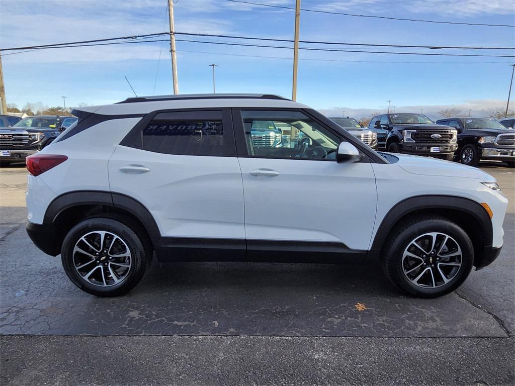 used 2024 Chevrolet TrailBlazer car, priced at $23,988