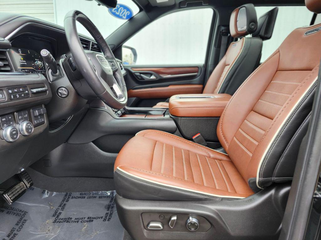 used 2023 GMC Yukon car, priced at $75,288