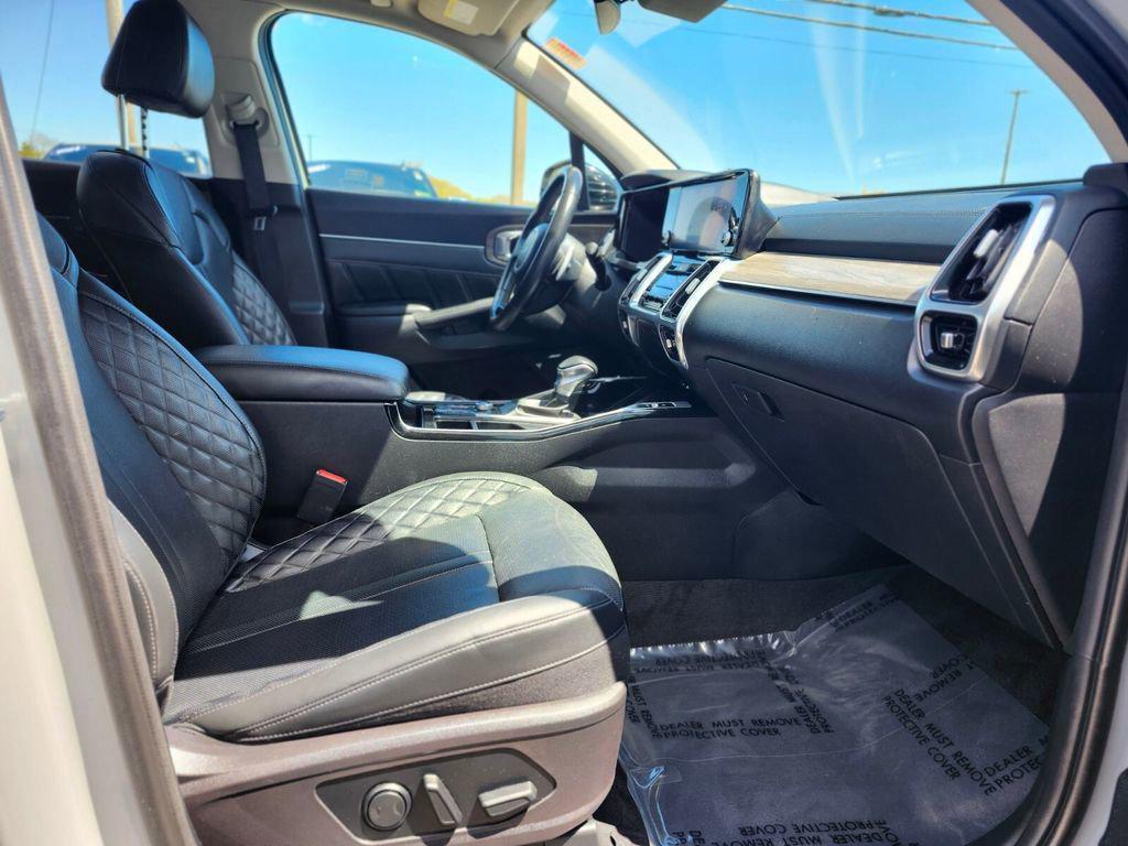 used 2022 Kia Sorento car, priced at $28,483