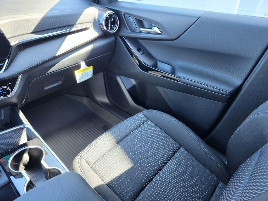 new 2026 Chevrolet Equinox car, priced at $31,649
